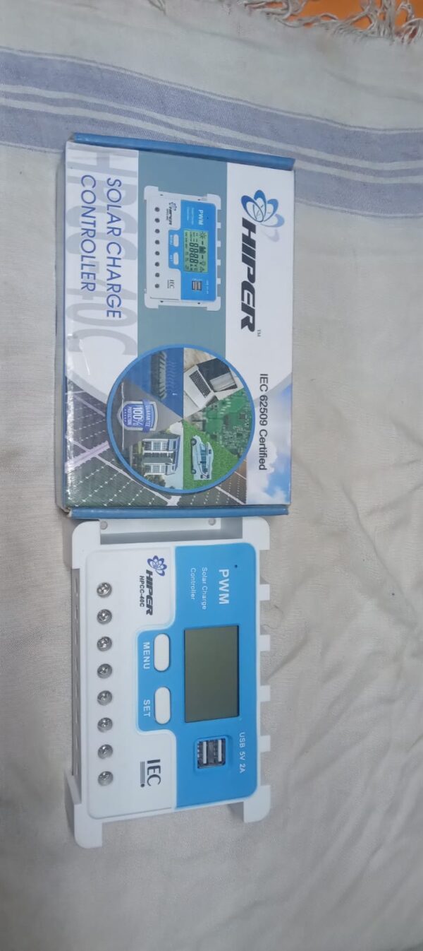 HIPER-40A Solar Charge Controller